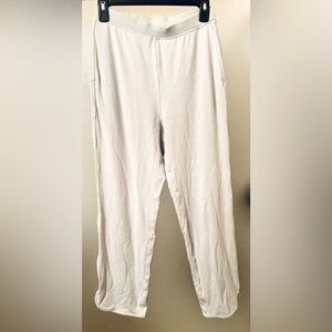 Lululemon Pale Blue Joggers with Pockets, Size 6, Very Comfortable, EUC No Flaws